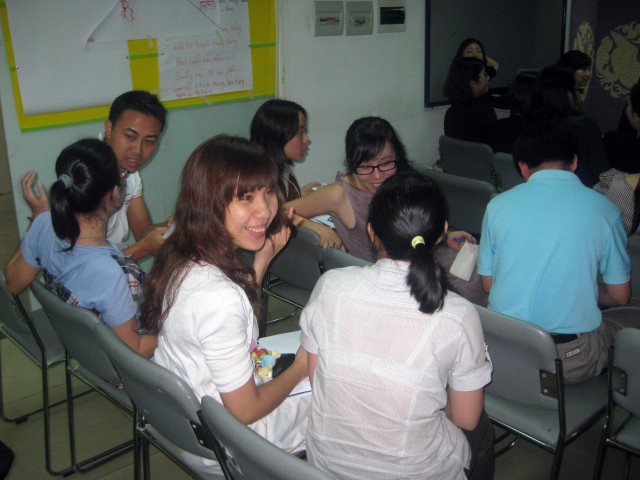 LG VINA cùng chung vai sát cánh (04-10-2012)